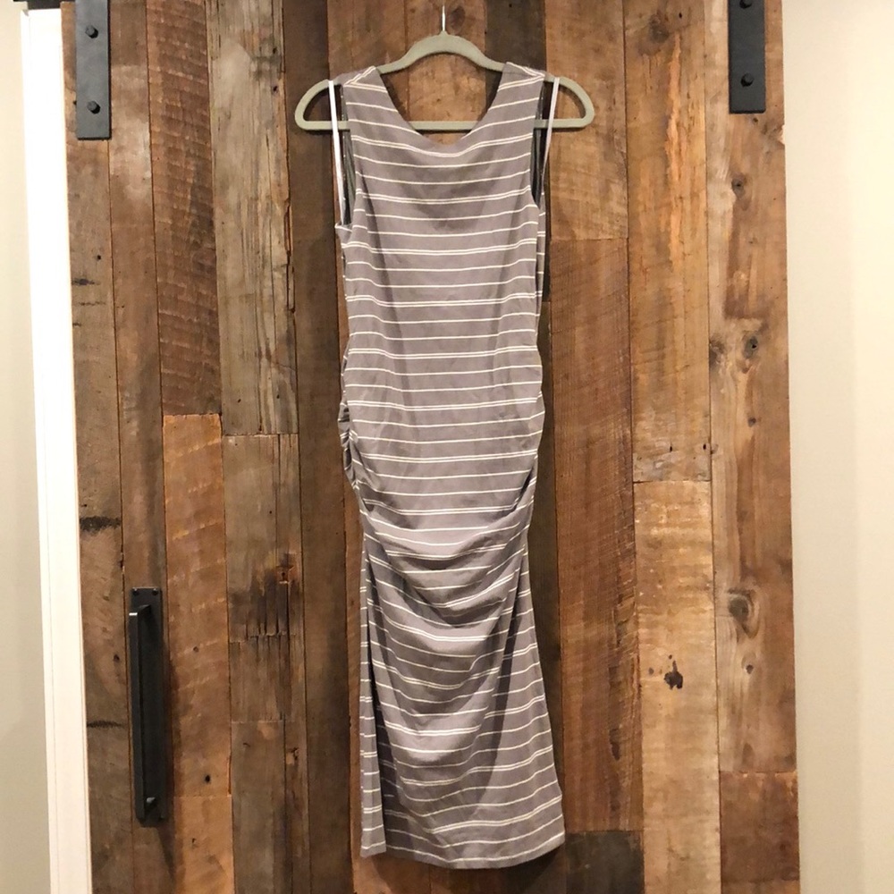 Athleta ruched midi dress M